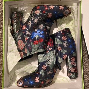 Sam Edelman Cambell Floral Ankle Boot